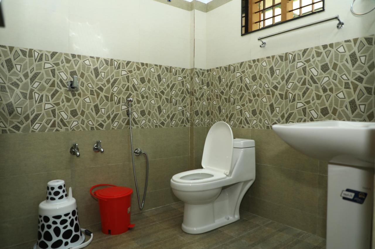 Mundrothuruth Water Gate Tourist Home And Resorts מראה חיצוני תמונה