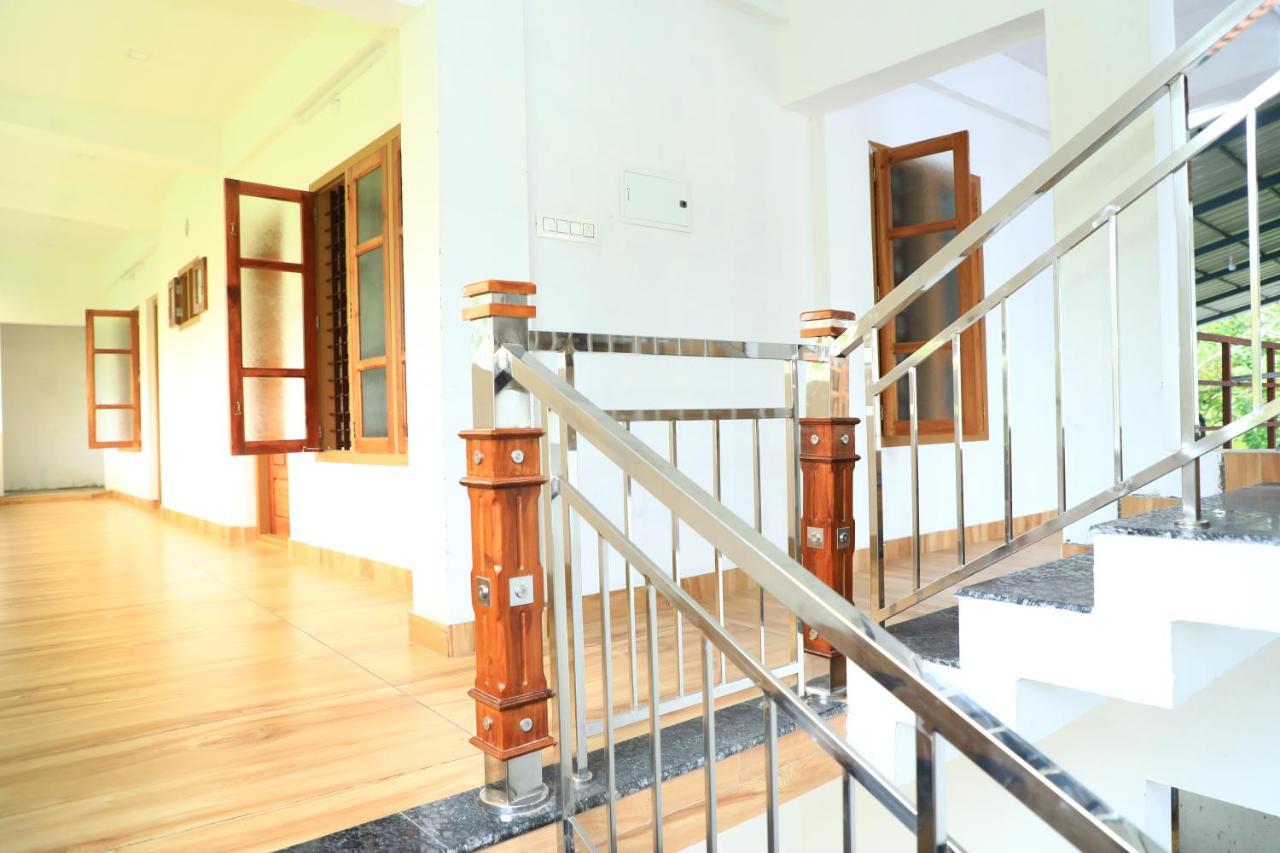 Mundrothuruth Water Gate Tourist Home And Resorts מראה חיצוני תמונה