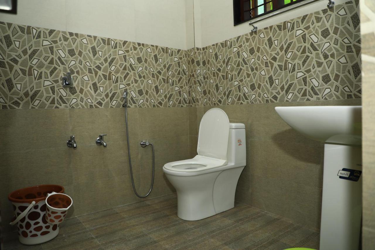 Mundrothuruth Water Gate Tourist Home And Resorts מראה חיצוני תמונה
