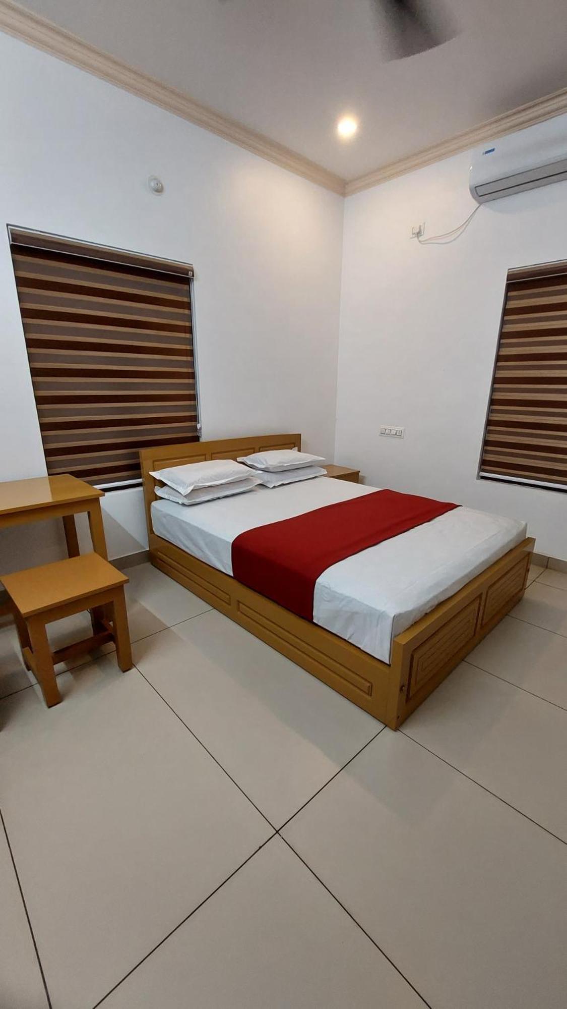 Mundrothuruth Water Gate Tourist Home And Resorts מראה חיצוני תמונה